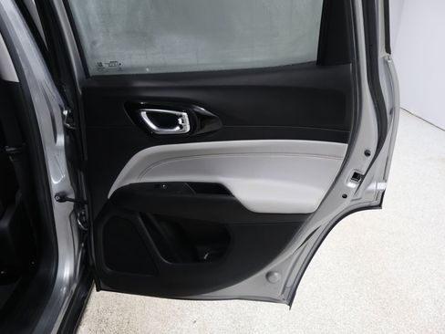 Used 2022 Jeep Compass Limited image 20