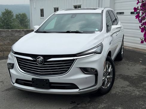 Used 2023 Buick Enclave Essence w/ Experience Buick Package AWD/4WD image 1