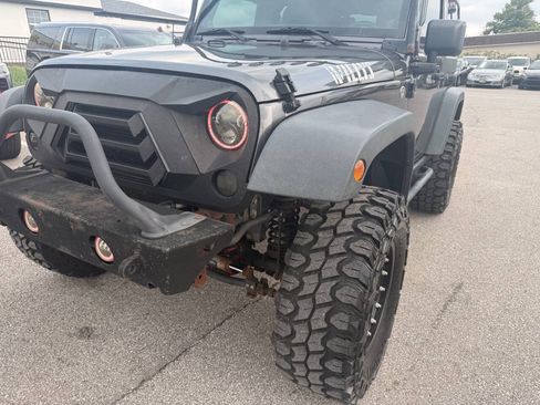 Used 2014 Jeep Wrangler Sport AWD/4WD image 18