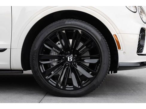 Certified 2023 Bentley Bentayga Speed AWD/4WD image 6
