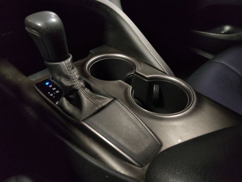 Used 2021 Toyota Camry SE w/ Carpet Mat Package (TMS) FWD image 26