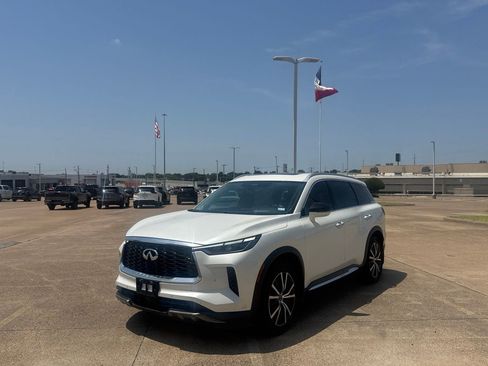 Used 2023 INFINITI QX60 Sensory w/ Vision Package AWD/4WD image 8