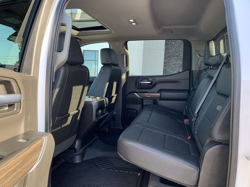 Used 2022 Chevrolet Silverado 1500 LT Trail Boss w/ Convenience Package II image 28