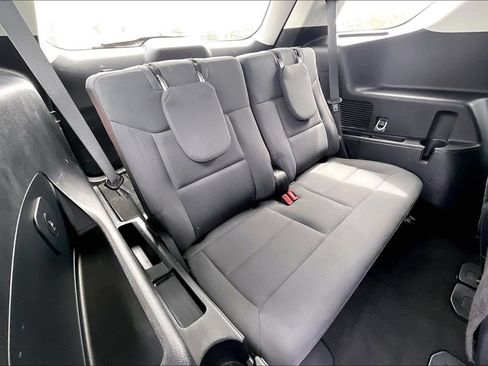 Certified 2025 Ford Explorer Active AWD/4WD image 28