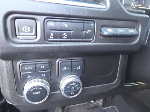 Used 2021 GMC Yukon XL AT4 w/ AT4 Premium Package image 35