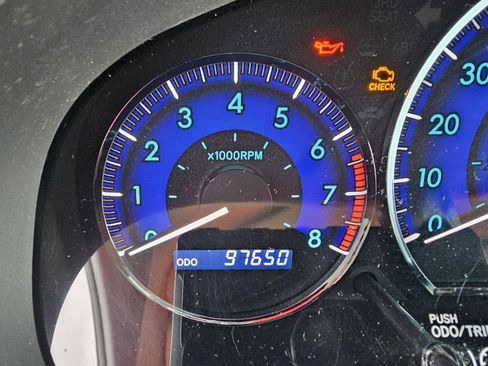 Used 2009 Toyota Sienna LE image 22