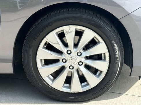 Used 2014 Honda Accord EX-L image 11