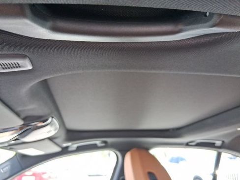 New 2026 BMW 330i Sedan w/ Convenience Package RWD image 9