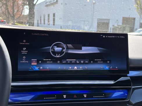 Certified 2026 BMW 540i xDrive image 32