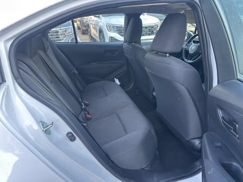Used 2025 Toyota Corolla LE FWD image 15