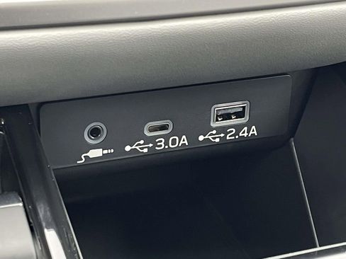 Certified 2025 Subaru Legacy Limited w/ Popular Package #3 image 19