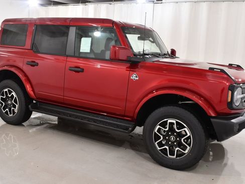 New 2026 Ford Bronco Outer Banks AWD/4WD image 5