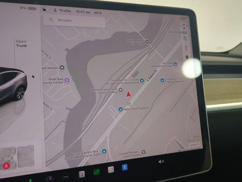 Used 2023 Tesla Model Y Long Range AWD/4WD image 26