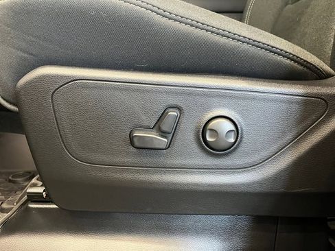 New 2026 RAM 1500 Big Horn AWD/4WD image 37