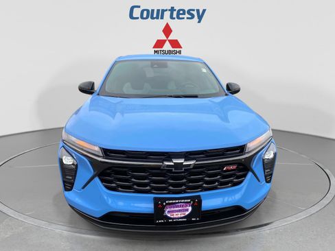 Used 2024 Chevrolet Trax RS w/ Driver Confidence Package FWD image 11