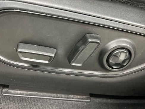 Used 2021 Jeep Grand Cherokee L Laredo image 10