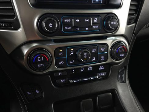 Used 2018 Chevrolet Tahoe LT w/ Luxury Package AWD/4WD image 31