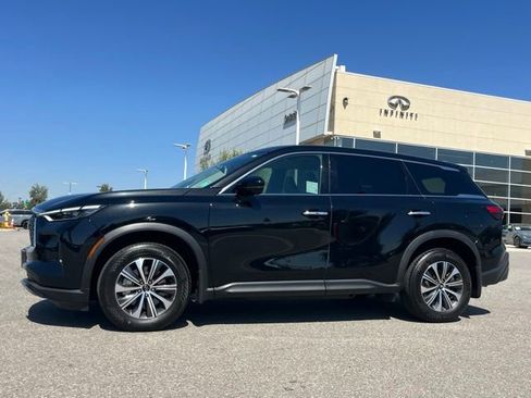 Certified 2025 INFINITI QX60 Pure AWD/4WD image 2