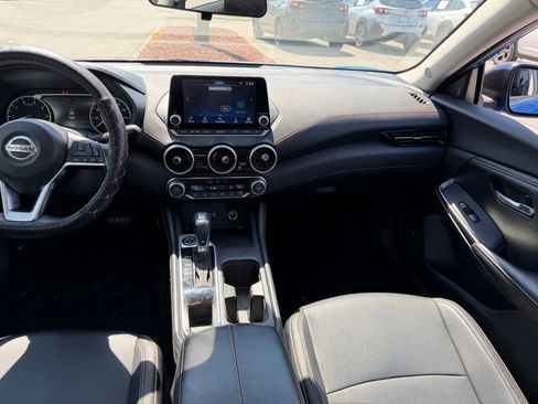 Used 2023 Nissan Sentra SR w/ SR Premium Package FWD image 19