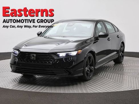 Used 2024 Honda Accord Sport image 1