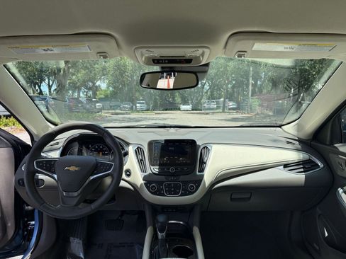 Used 2024 Chevrolet Malibu LT image 27