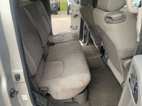 Used 2008 Nissan Frontier SE w/ SE Value Truck Pkg RWD image 18