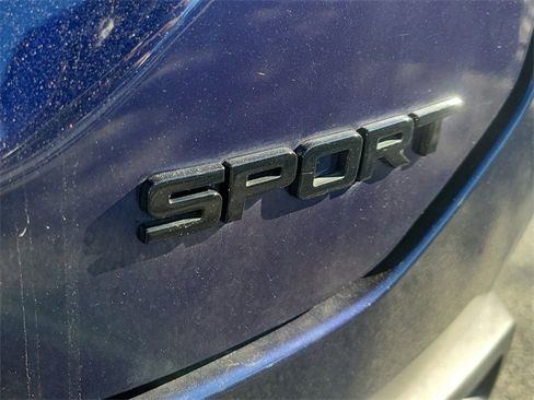 Used 2025 Honda Pilot Sport image 7