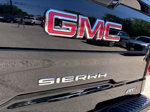 Used 2026 GMC Sierra 1500 AT4 w/ AT4 Premium Package AWD/4WD image 31