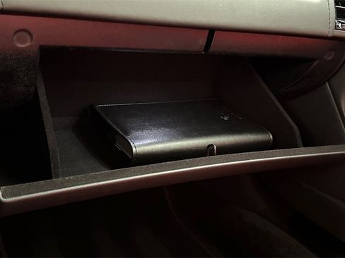 Used 2022 Jaguar F-TYPE Coupe image 33