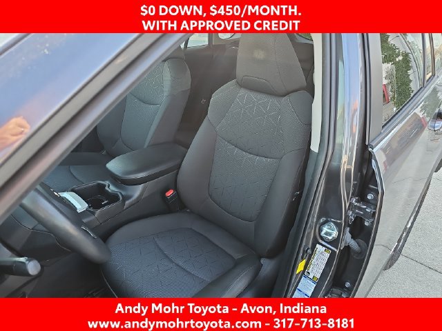 Used 2022 Toyota RAV4 XLE w/ XLE Grade Weather Package AWD/4WD image 10