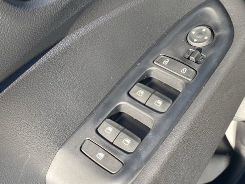 Used 2023 Hyundai Venue SEL w/ Cargo Package image 20