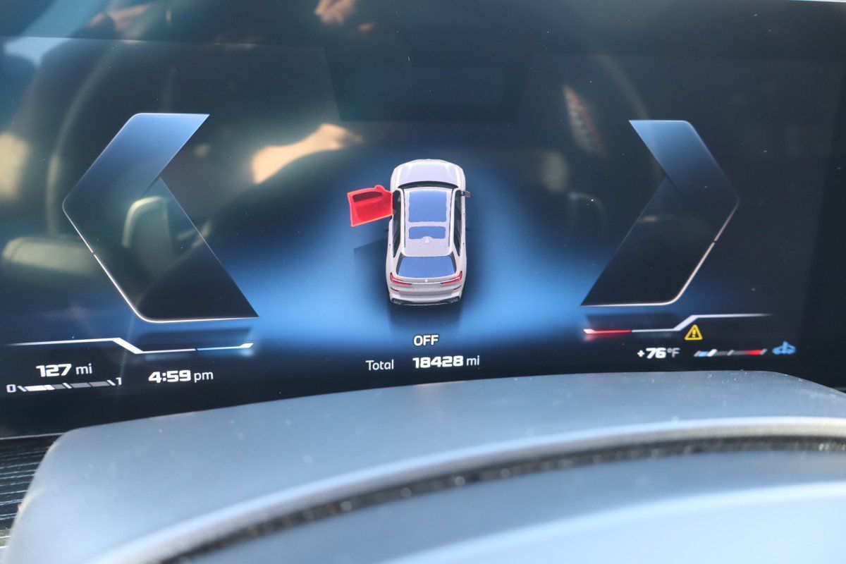 Used 2026 BMW X7 M60i AWD/4WD image 11