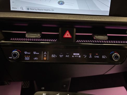 Used 2023 Kia EV6 GT-Line w/ GT-Line White Seat Package image 19