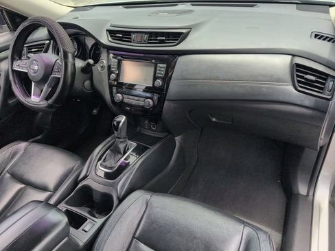 Used 2017 Nissan Rogue SL FWD image 28