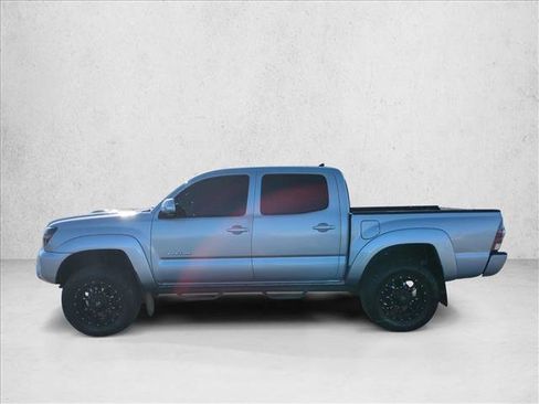 Used 2012 Toyota Tacoma PreRunner w/ TRD Sport Pkg image 9