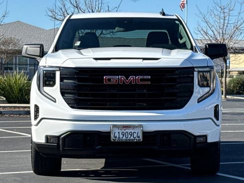 Used 2025 GMC Sierra 1500 Elevation w/ X31 Off-Road Package image 10
