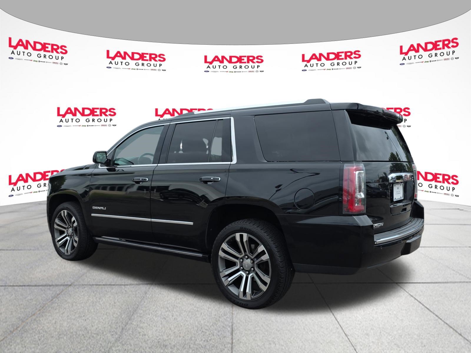 Used 2020 GMC Yukon Denali w/ Denali Premium Package AWD/4WD image 5