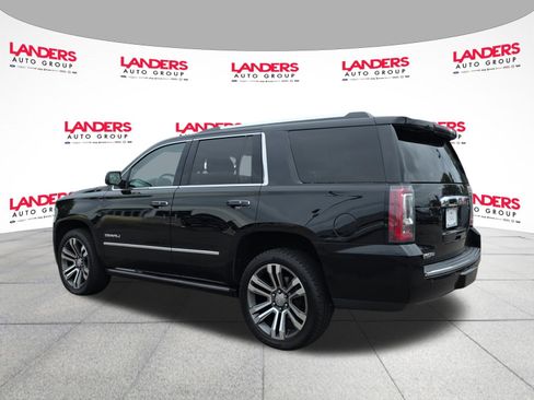 Used 2020 GMC Yukon Denali w/ Denali Premium Package AWD/4WD image 5