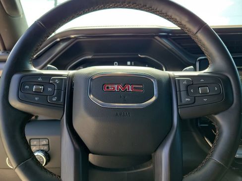 Used 2024 GMC Sierra 1500 AT4 w/ Technology Package AWD/4WD image 15