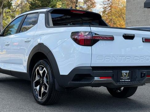Used 2024 Hyundai Santa Cruz Limited image 3