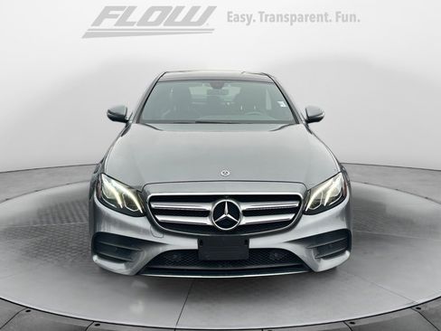 Used 2019 Mercedes-Benz E 300 image 2