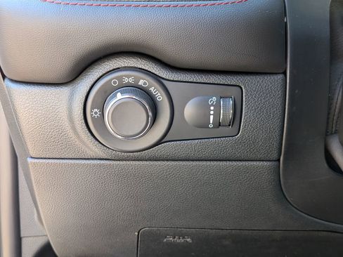 Used 2024 Dodge Durango GT image 17