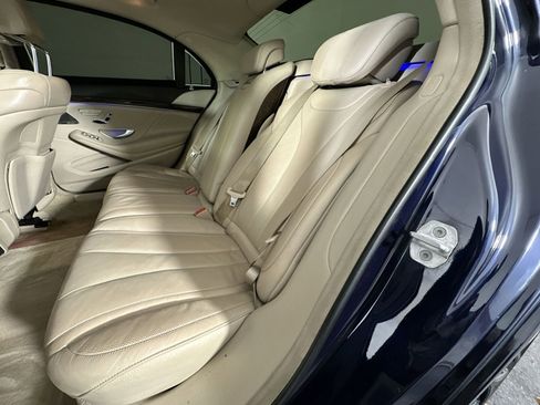 Used 2017 Mercedes-Benz S 550 4MATIC Sedan image 23