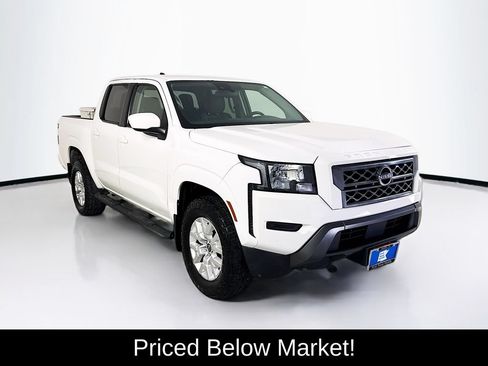 Used 2022 Nissan Frontier SV RWD image 1