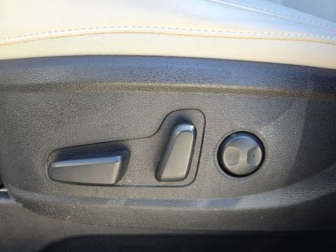 Used 2024 Kia Telluride S w/ S Sunroof Package image 15