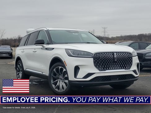 New 2026 Lincoln Aviator AWD image 1