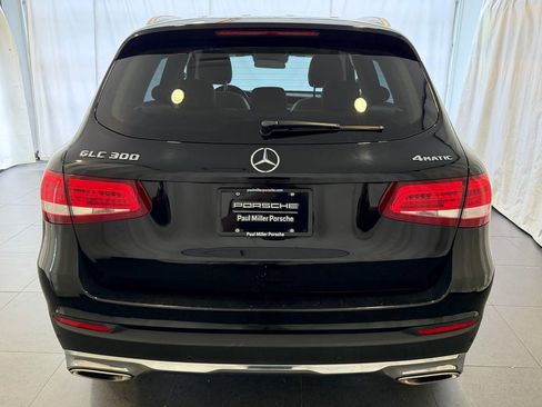 Used 2018 Mercedes-Benz GLC 300 4MATIC image 8