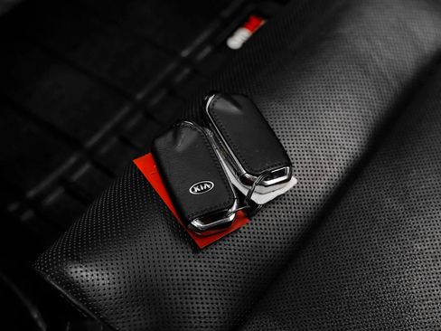 Used 2019 Kia Stinger GT AWD/4WD image 68