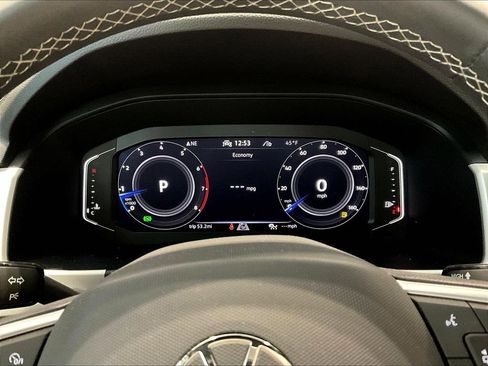 Used 2022 Volkswagen Atlas Cross Sport SE image 10