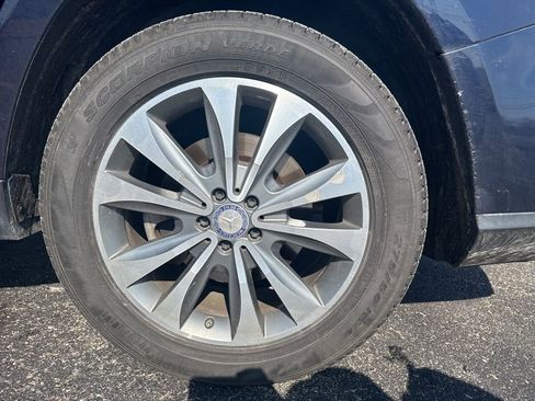 Used 2015 Mercedes-Benz GL 450 4MATIC image 27